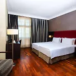 Nh Hotell 4*