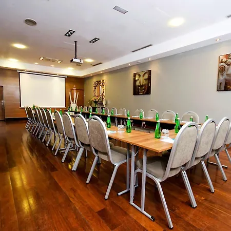 Nh Hotel Poznan