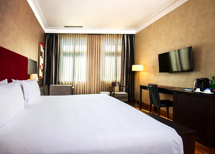 Nh 4* Познань